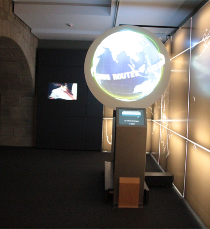 Observació de visitants individuals i escolars en grup a les exposicions del CaixaForum Girona. 